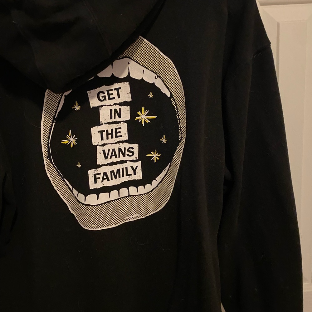 vans ✨exclusive✨ sweatshirt